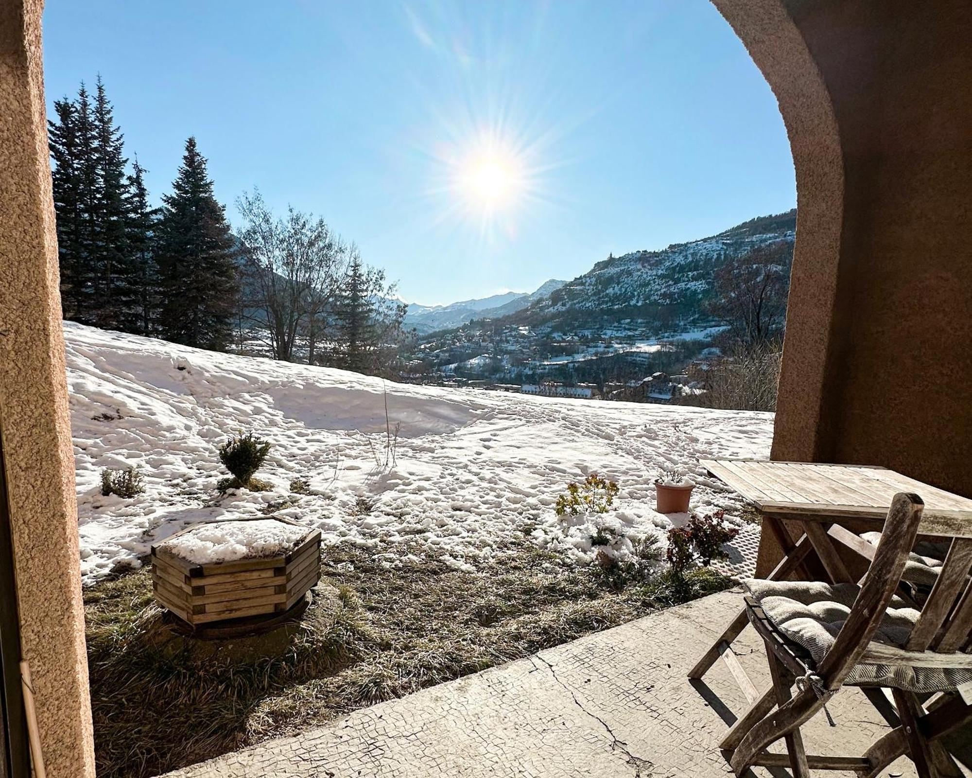Tres Calme 2 Avec Parking Et Jardin Prive Sur Les Hauteurs De Briancon (Hautes-Alpes)