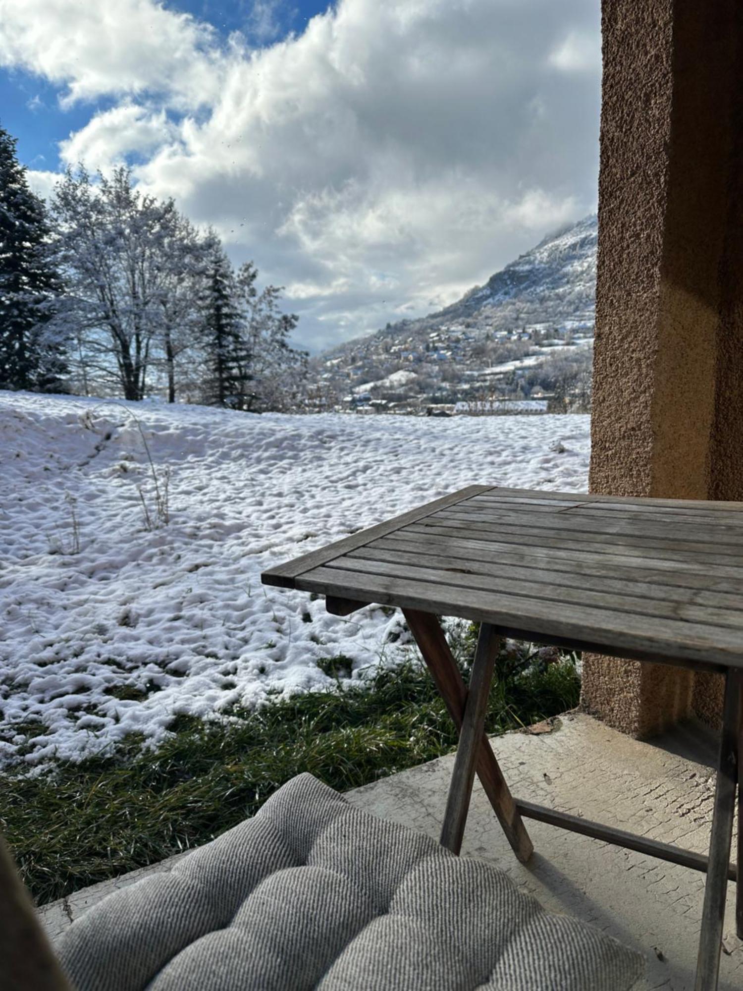 Tres Calme 2 Avec Parking Et Jardin Prive Sur Les Hauteurs De