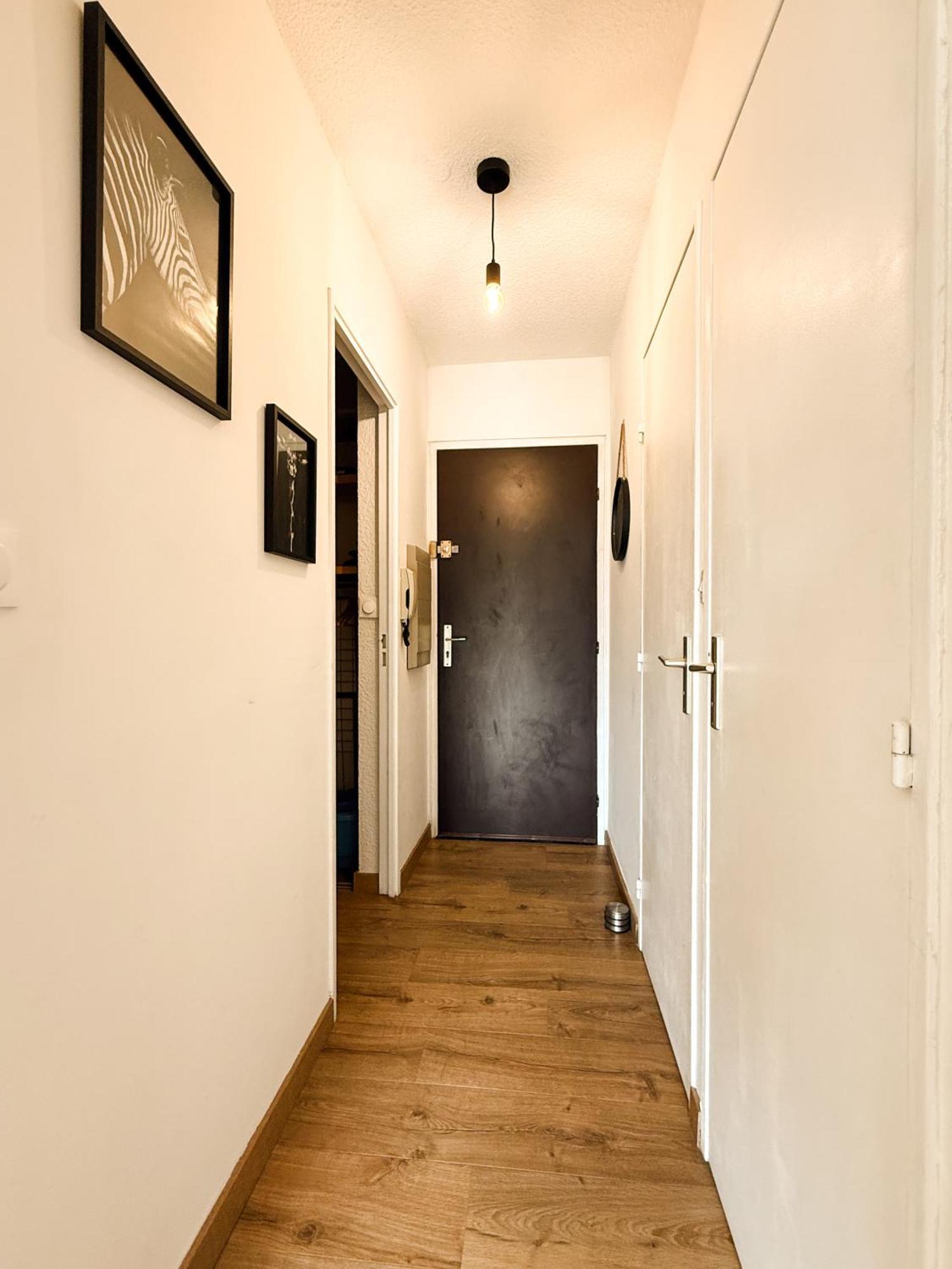 Tres Calme 2 Avec Parking Et Jardin Prive Sur Les Hauteurs De Apartment